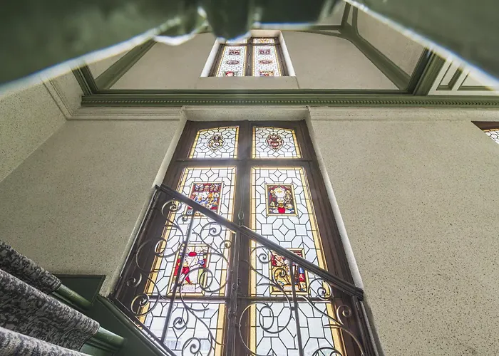 L'ecrin D'auguste - * رانس